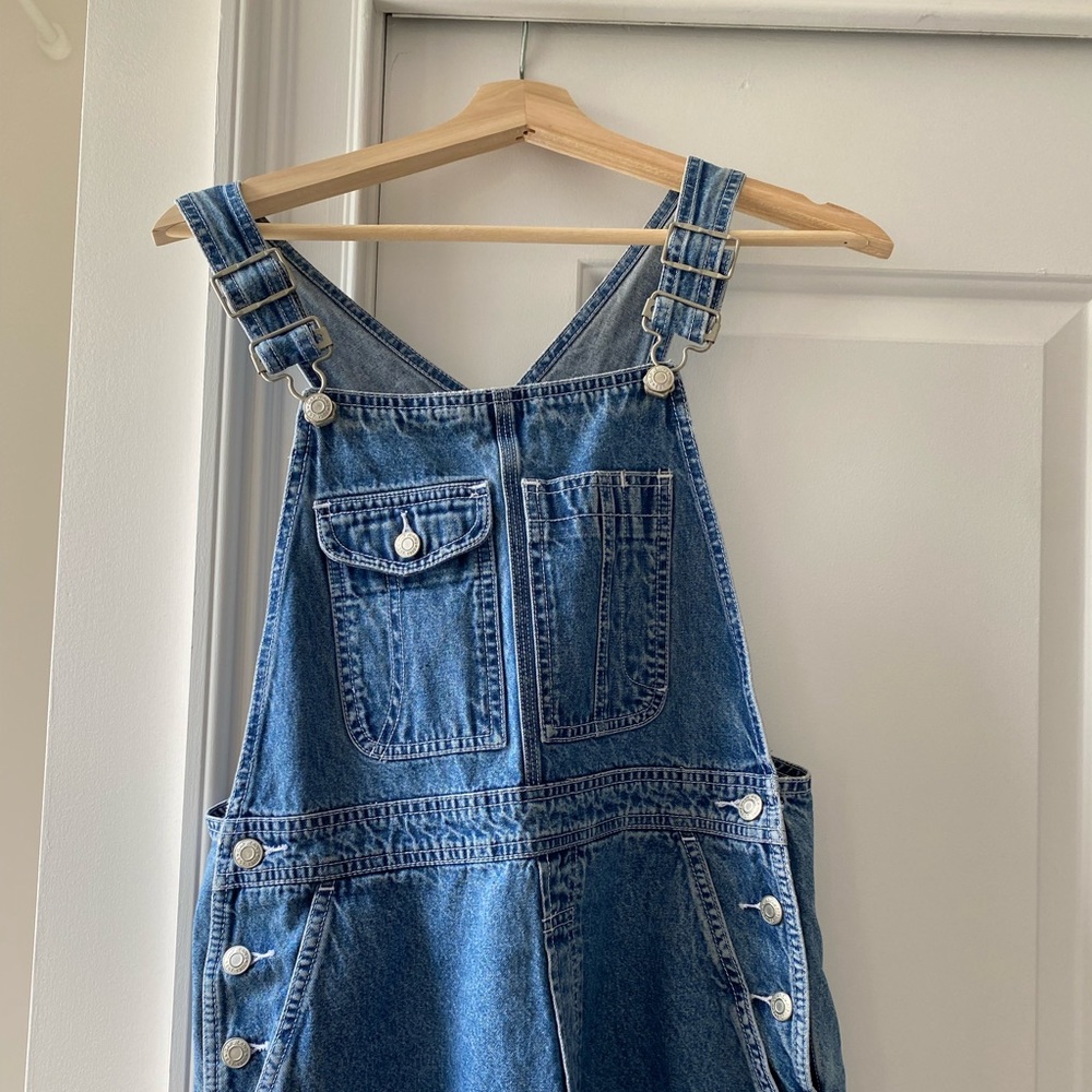 Excellent condition GAP straight leg overalls
